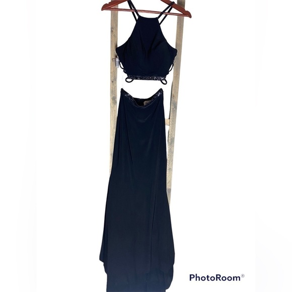 ELLIE Wilde 2 peice halter top grad dress - Picture 1 of 6